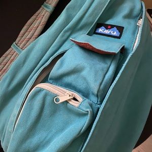 Kavu sling bag - Turquoise canvas